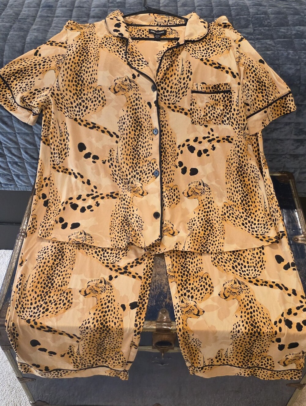 Womens XXL Cheetah Patterned Pajama Set - Yellow Gold/Black